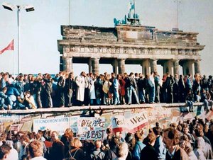Mauer am Brandenburger Tor 1989